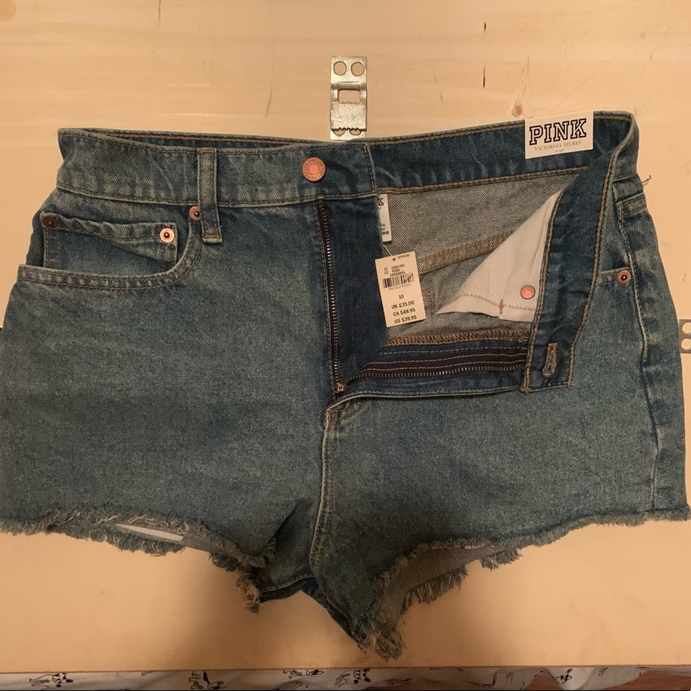 High waisted cut off denim shorts